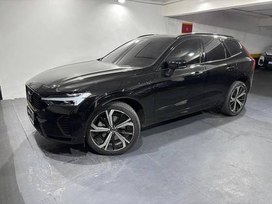 VOLVO XC60 2.0 T8 RECHARGE ULTIMATE DARK AWD GEARTRONIC VOLVO XC60 2.0 T8 RECHARGE ULTIMATE DARK AWD GEARTRONIC